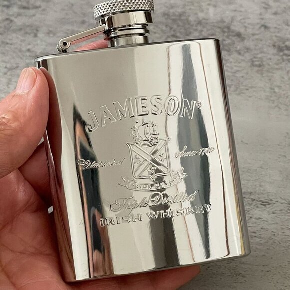 Jameson Irish Whiskey Hip Flask Stainless Steel 3 fl oz Hinged Screw Top Closure - Picture 2 of 6